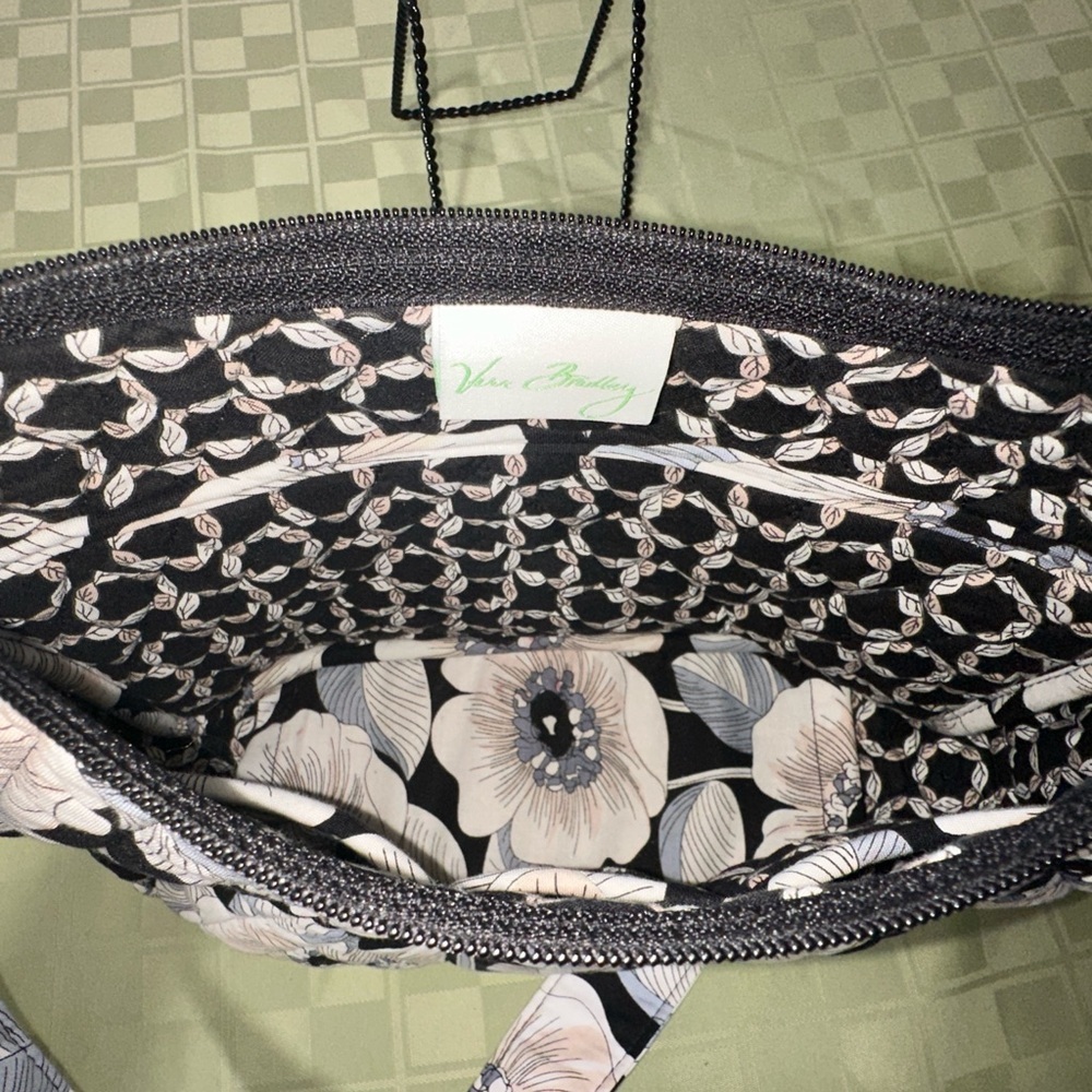 Vera Bradley Frankie Ret Black and White Floral Crossbody Bag Purse Handbag - Picture 4 of 8